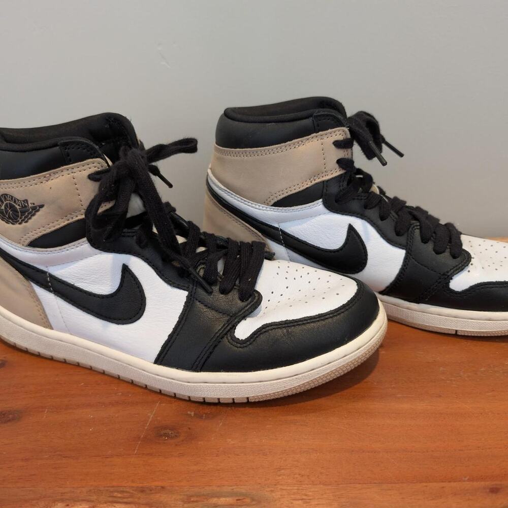 Nike Air Jordan 1 Retro OG High - Latte - Women's Sz 9.5 Mens Sz 8